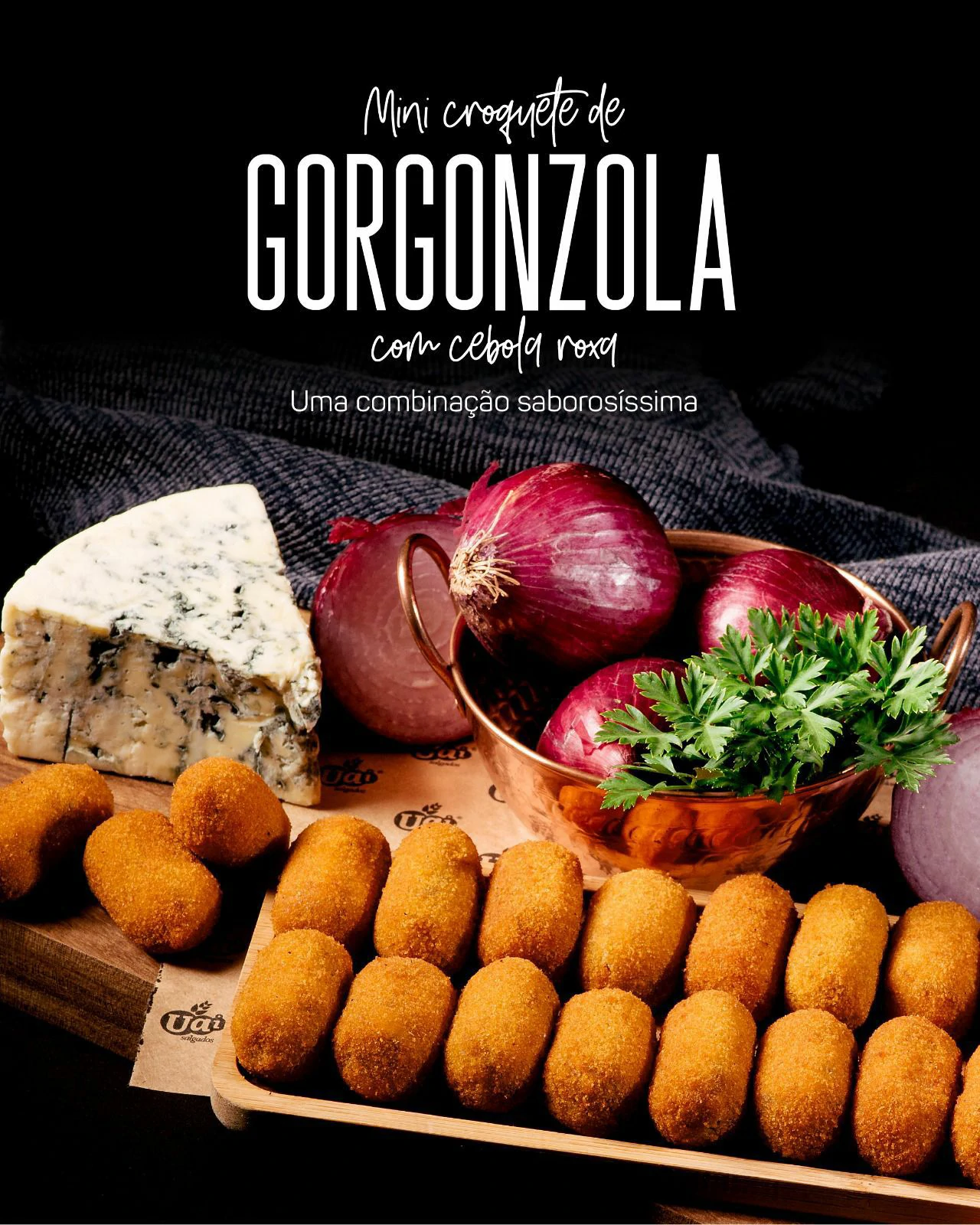 Mini croquete de gorgonzola e cebola roxa